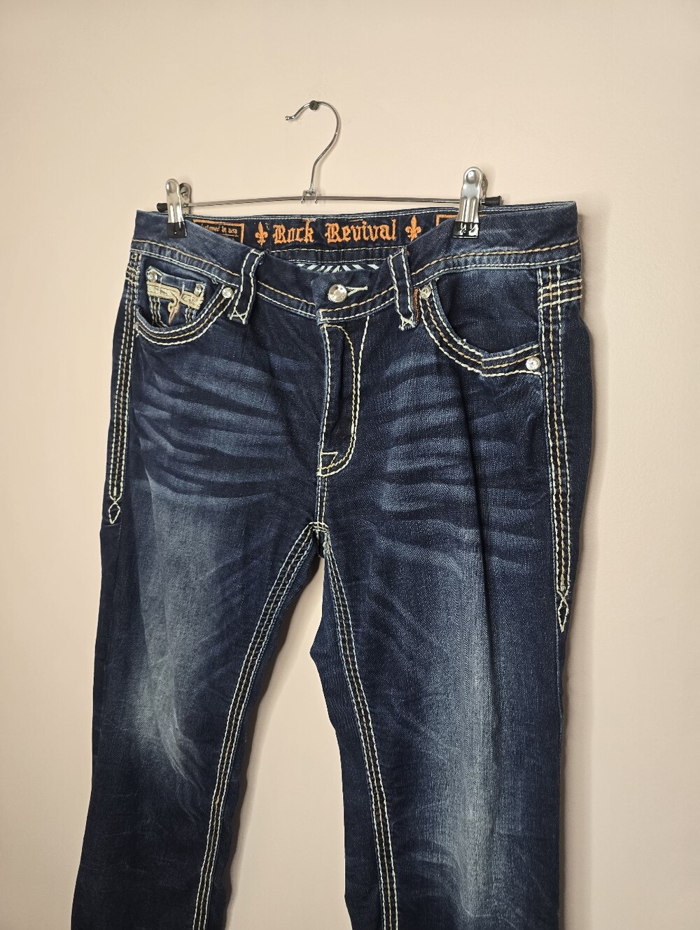 Like New Rock Revival Sorel Capri jeans Size 34 - Picture 4 of 7